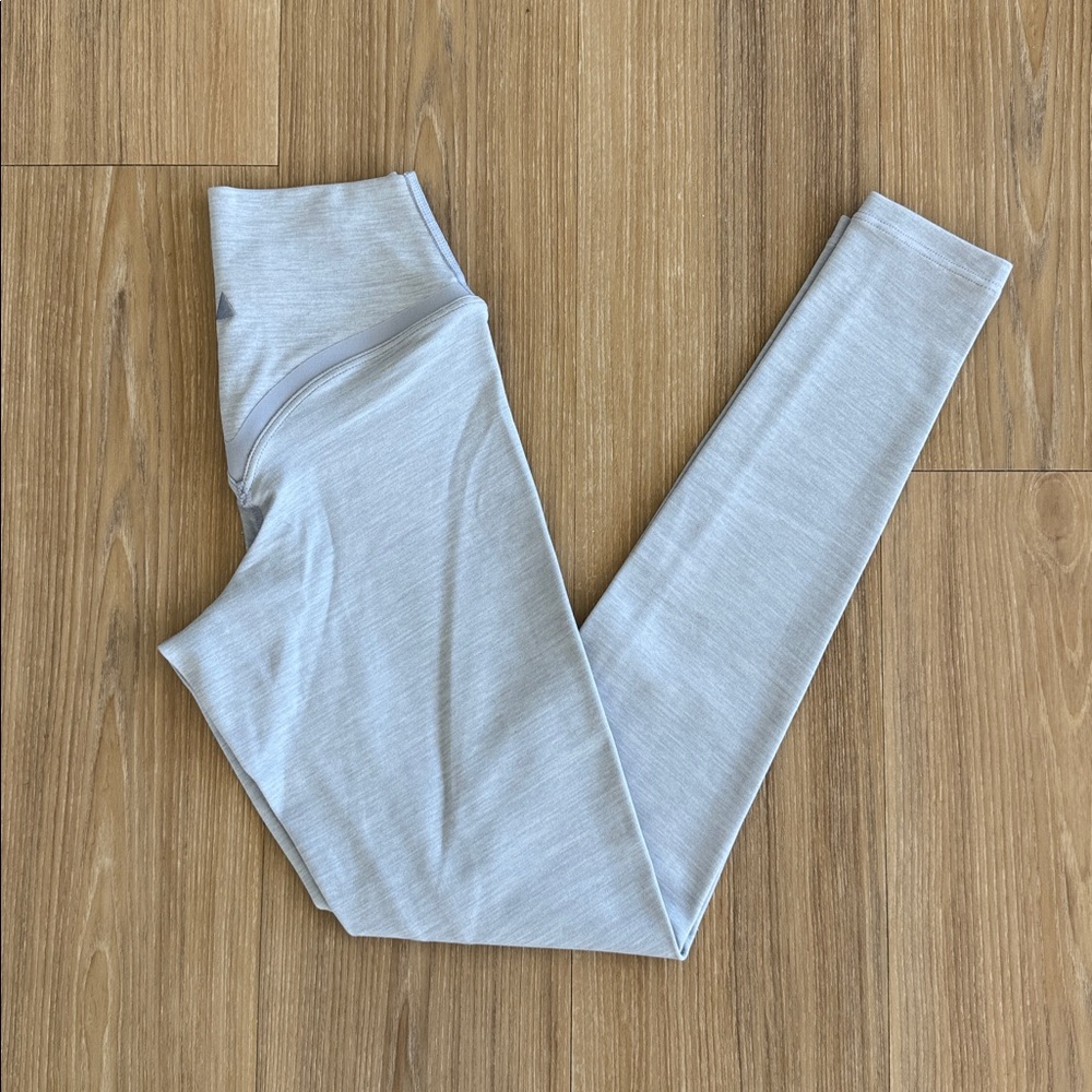 Vitality Women’s V Pant in Color Arctic Sky